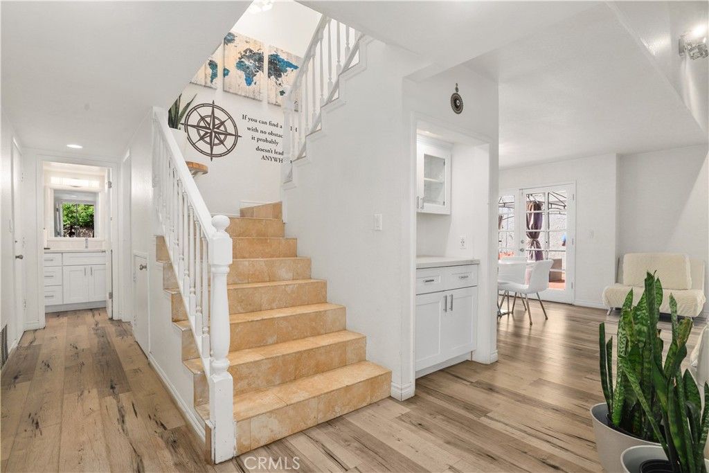 Image 4 of property listing at 2019 Havemeyer Lane A, Redondo Beach, CA 90278