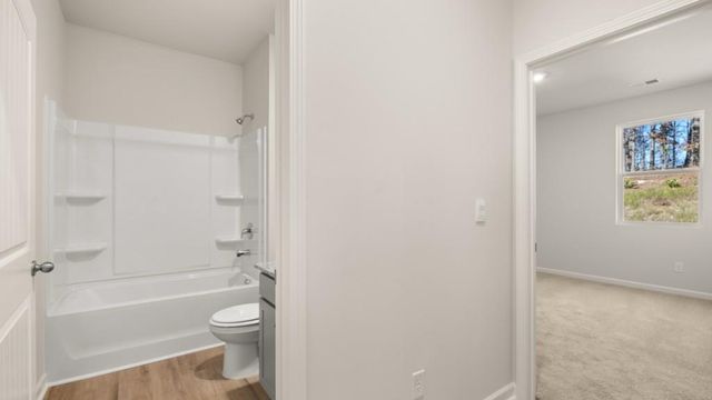 136 Crooked Lake Park, Villa Rica, GA 30180