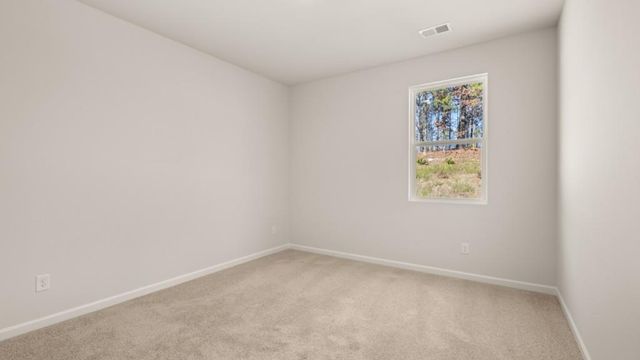 136 Crooked Lake Park, Villa Rica, GA 30180