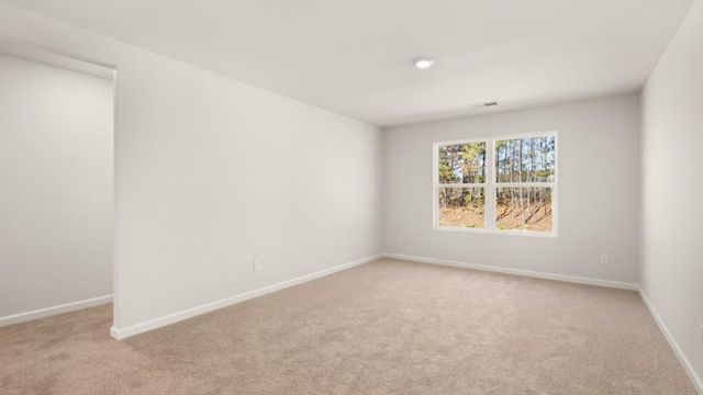 136 Crooked Lake Park, Villa Rica, GA 30180