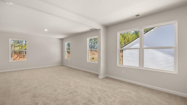 136 Crooked Lake Park, Villa Rica, GA 30180