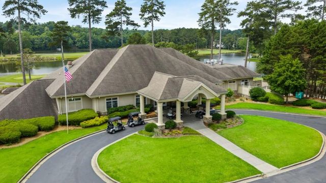 136 Crooked Lake Park, Villa Rica, GA 30180