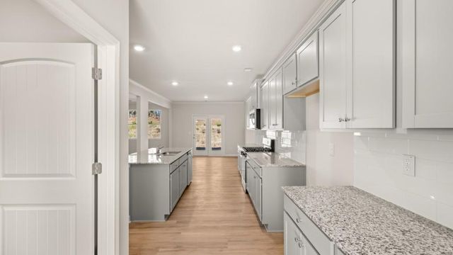136 Crooked Lake Park, Villa Rica, GA 30180