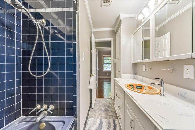 8519 Fillmore Street, Houston, TX 77029