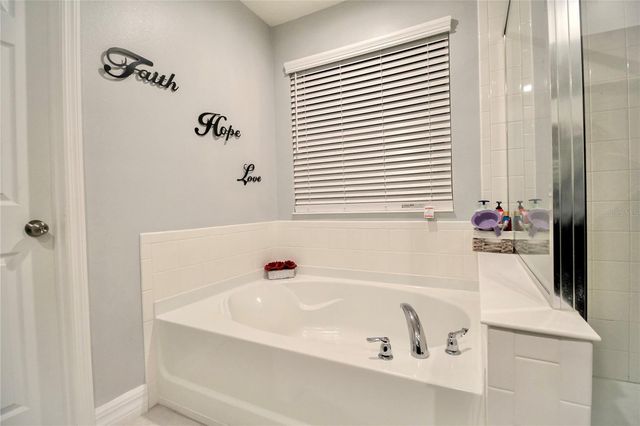 2280 AVIAN LOOP, Kissimmee, FL 34741