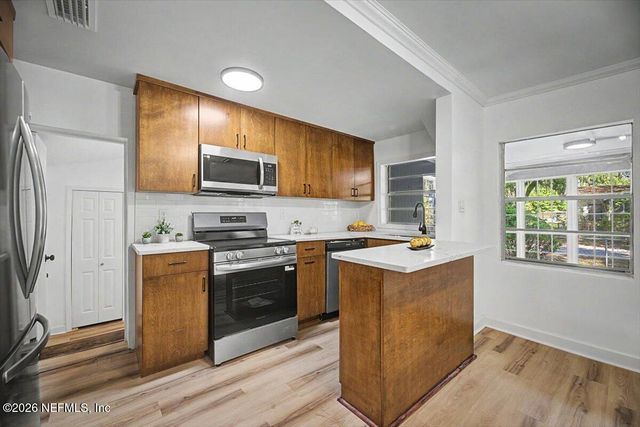 2520 LARSEN Road, Jacksonville, FL 32207