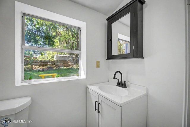 2520 LARSEN Road, Jacksonville, FL 32207