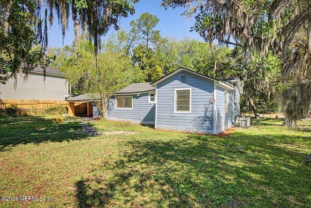 2520 LARSEN Road, Jacksonville, FL 32207