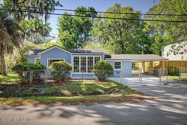 2520 LARSEN Road, Jacksonville, FL 32207