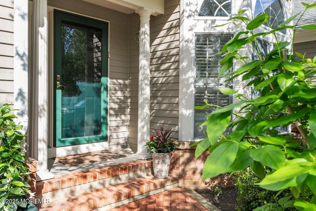 13 Old Farm Road, Little Silver, NJ 07739