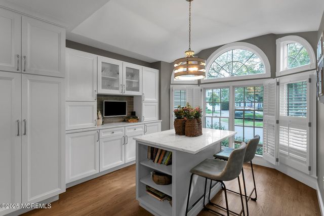 13 Old Farm Road, Little Silver, NJ 07739