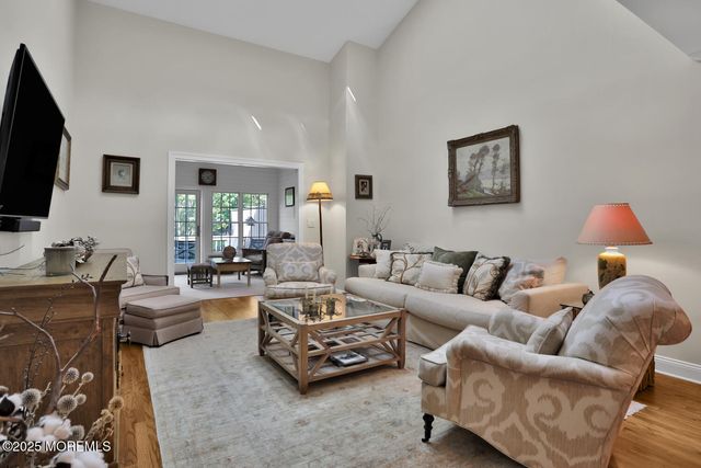 13 Old Farm Road, Little Silver, NJ 07739