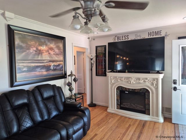 3326 ALEXANDER AVE, Cheyenne, WY 82001