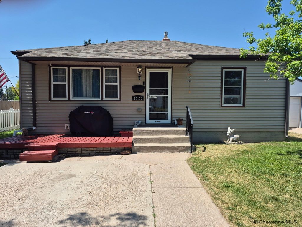 3326 ALEXANDER AVE, Cheyenne, WY 82001