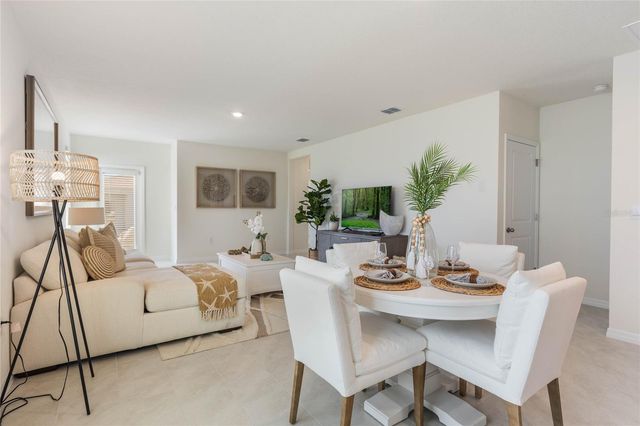 199 AMBERWOOD WAY, Umatilla, FL 32784