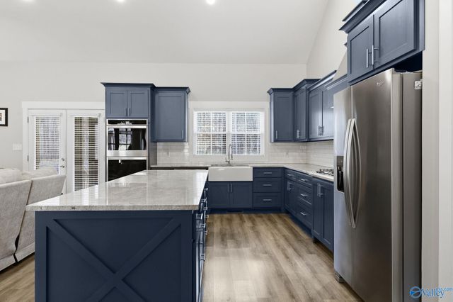 3586 Creek Path Road, Guntersville, AL 35976