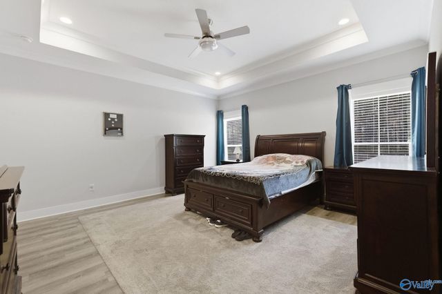 3586 Creek Path Road, Guntersville, AL 35976