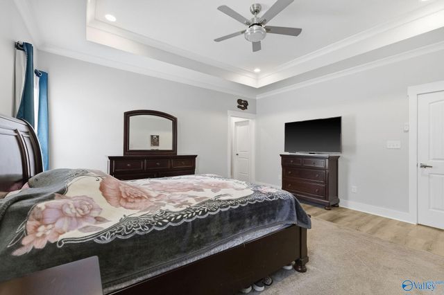 3586 Creek Path Road, Guntersville, AL 35976