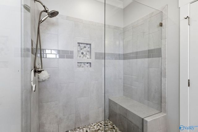 3586 Creek Path Road, Guntersville, AL 35976