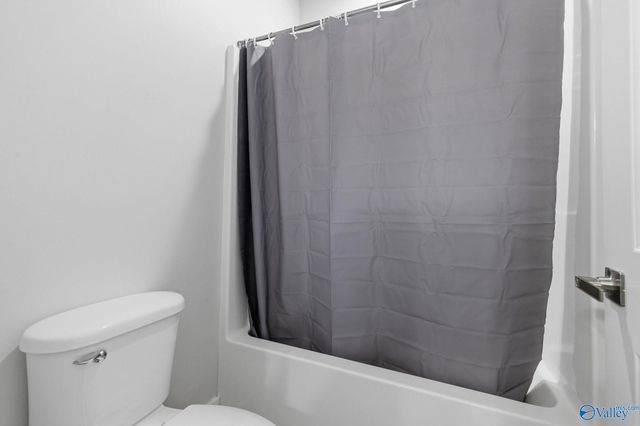 3586 Creek Path Road, Guntersville, AL 35976