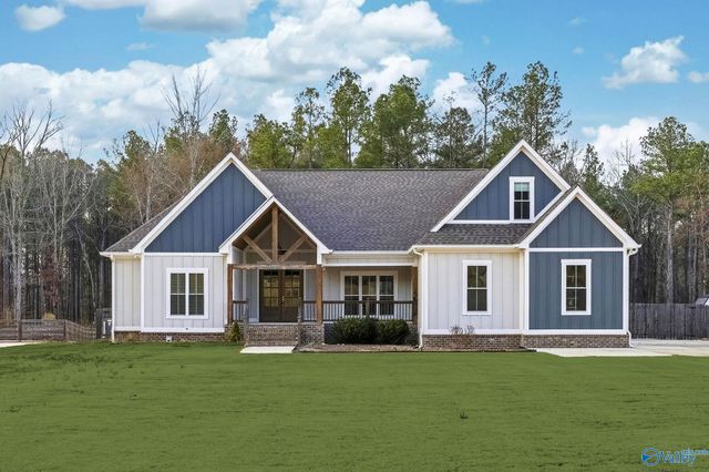 3586 Creek Path Road, Guntersville, AL 35976