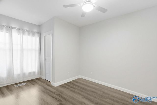 3586 Creek Path Road, Guntersville, AL 35976