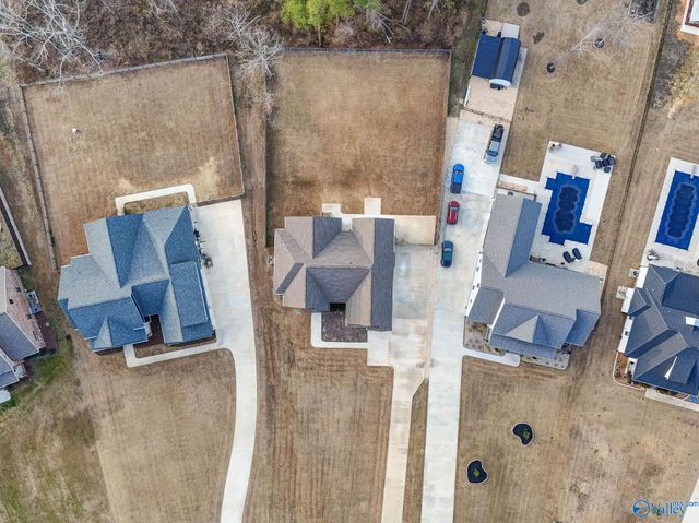 3586 Creek Path Road, Guntersville, AL 35976