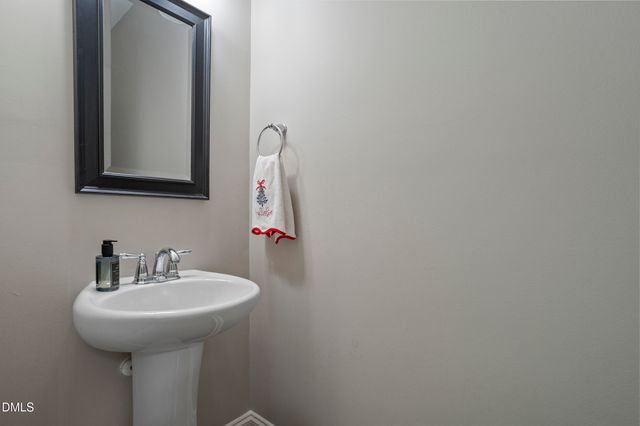 109 Brownsville Court, Holly Springs, NC 27540