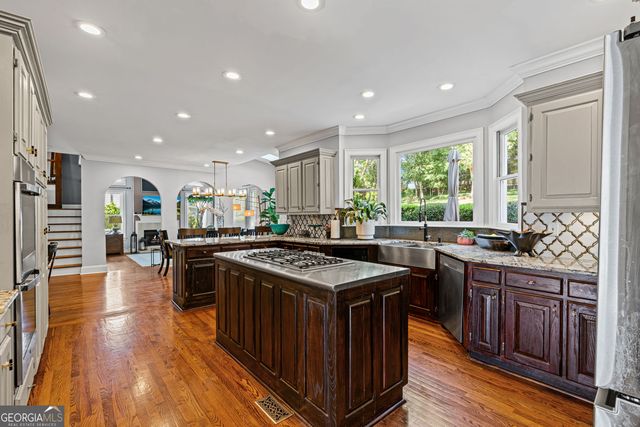 6021 Neely Farm Drive, Peachtree Corners, GA 30092