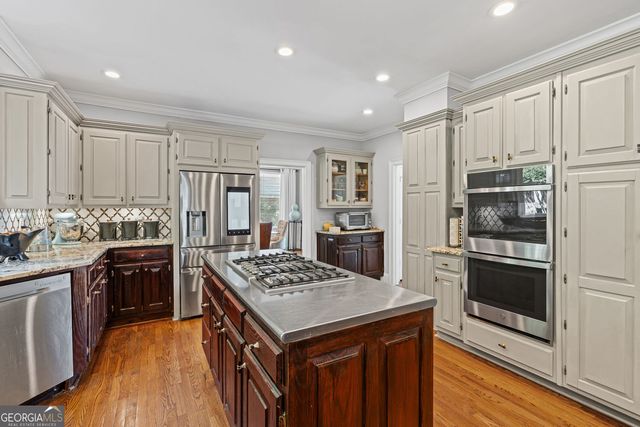6021 Neely Farm Drive, Peachtree Corners, GA 30092