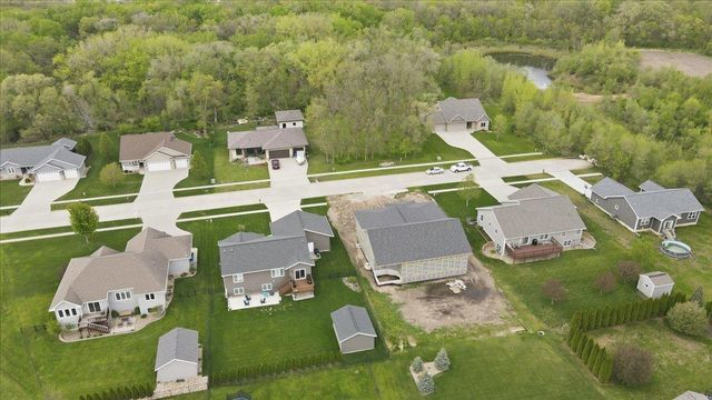 1725 Timberline Drive, Evansdale, IA 50707