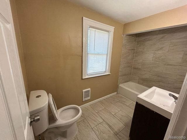 19603 Goddard Street, Detroit, MI 48234