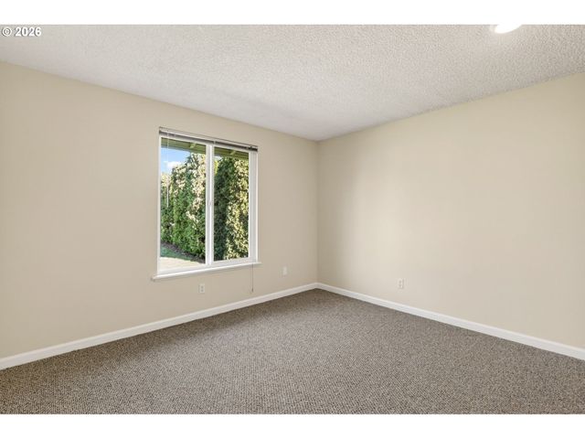 6117 KANSAS St, Vancouver, WA 98661