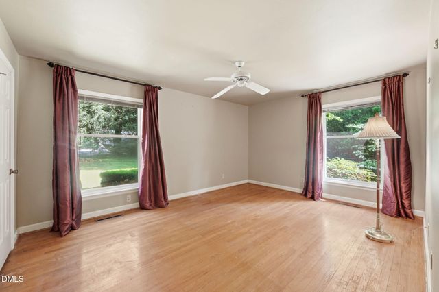 4839 Forest Lake Drive, Mebane, NC 27302