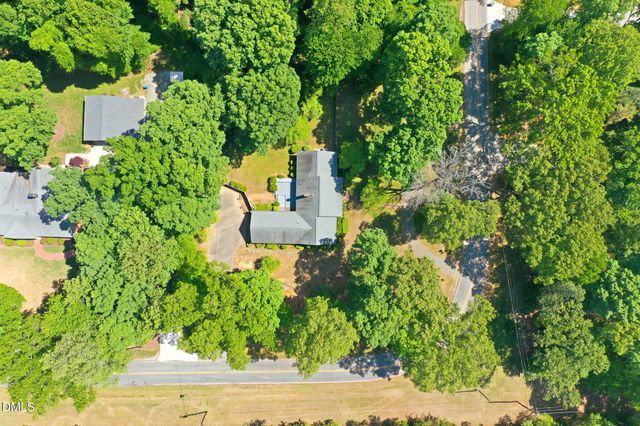 4839 Forest Lake Drive, Mebane, NC 27302