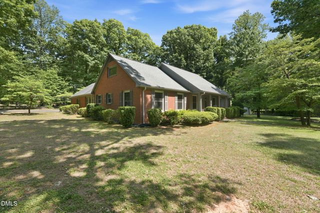 4839 Forest Lake Drive, Mebane, NC 27302