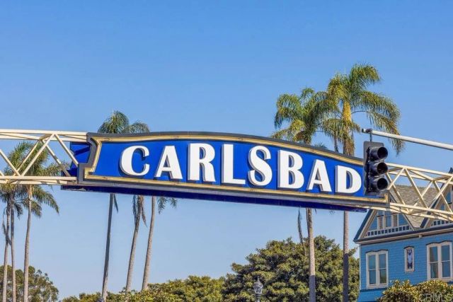 1265 Knowles Avenue, Carlsbad, CA 92008