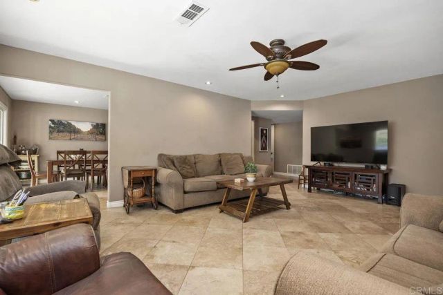 1265 Knowles Avenue, Carlsbad, CA 92008
