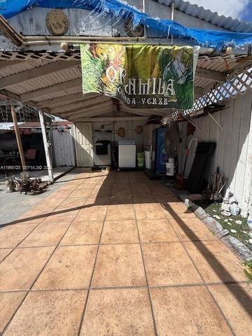 2650 W 8th Ave, Hialeah, FL 33010