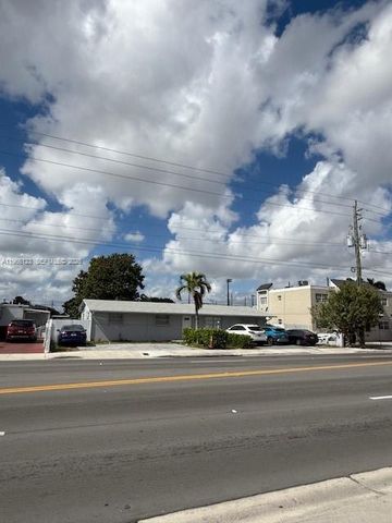2650 W 8th Ave, Hialeah, FL 33010
