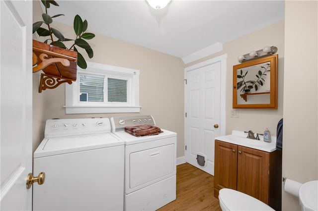 618 Riverside Avenue, Grove City Boro, PA 16127