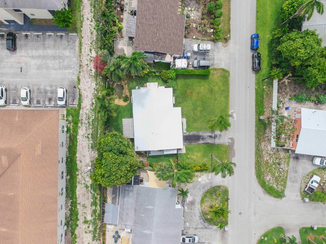 1101 NE 35th Street, Pompano Beach, FL 33064