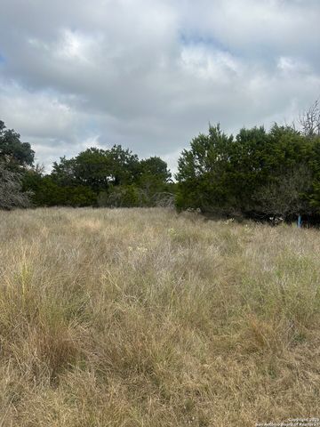 277 Creekwood, Bandera, TX 78003