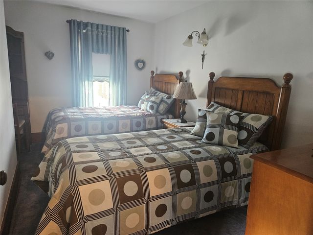 1033 E 29 Street, Erie, PA 16504