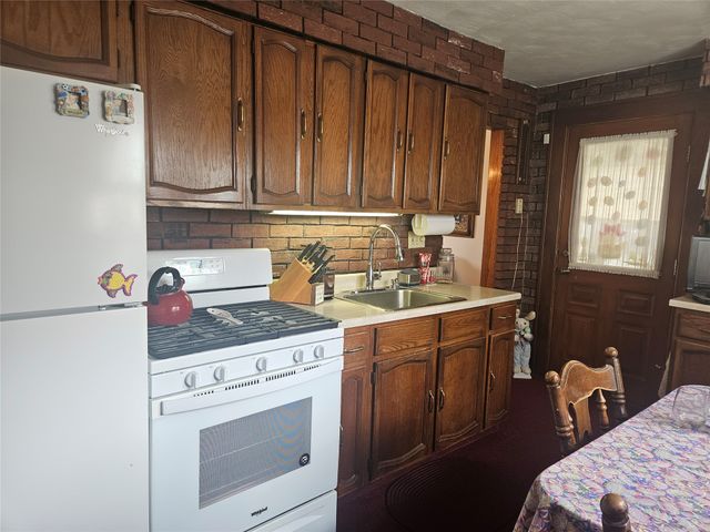 1033 E 29 Street, Erie, PA 16504