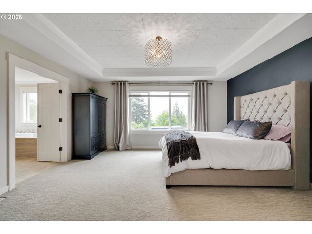 2059 Nw RAMSEY Dr, Portland, OR 97229