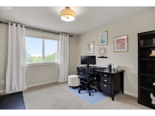 2059 Nw RAMSEY Dr, Portland, OR 97229