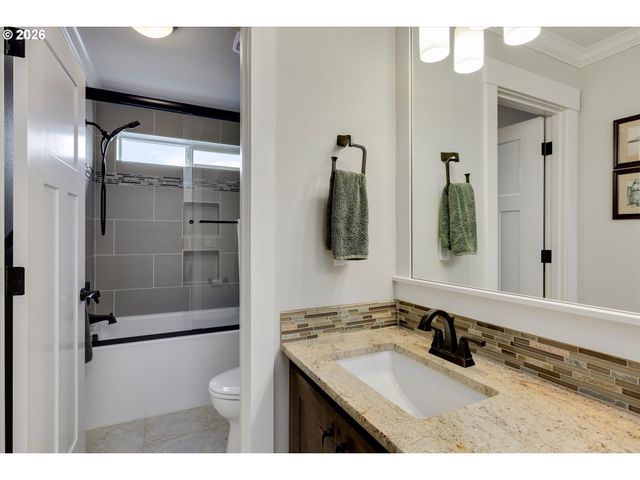 2059 Nw RAMSEY Dr, Portland, OR 97229