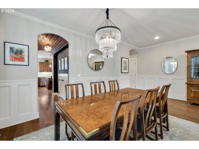 2059 Nw RAMSEY Dr, Portland, OR 97229