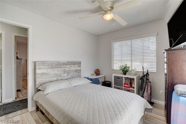 2128 Chertsey Drive D, Las Vegas, NV 89108